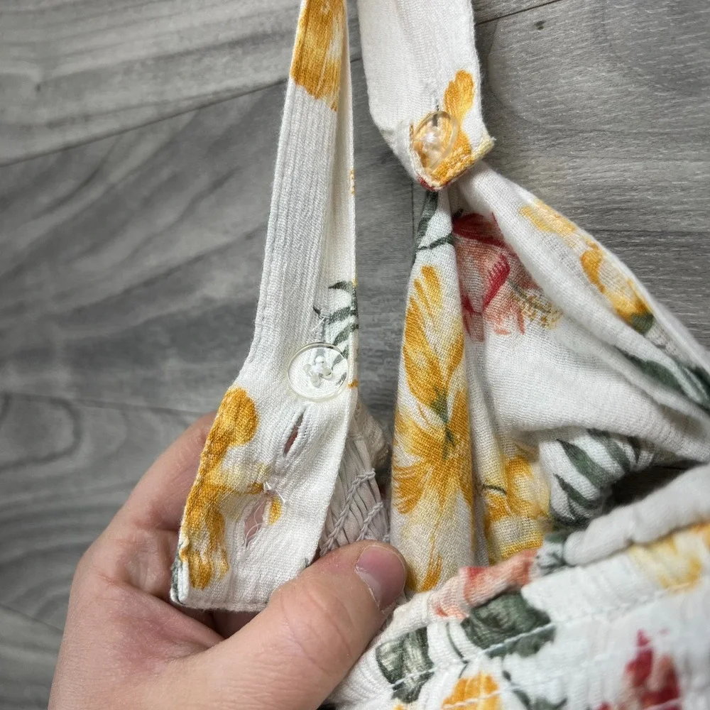 Hollister Romper Dress Women's Large Ivory Floral Cut Out‎ Back Smocked Front - Picture 8 of 16